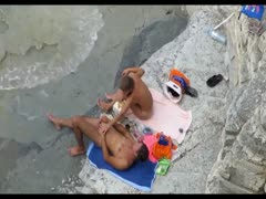 Sexgeile Freundin am Strand genagelt